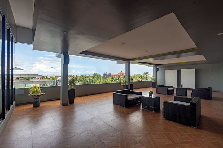 Terrace/Patio 70 of 74