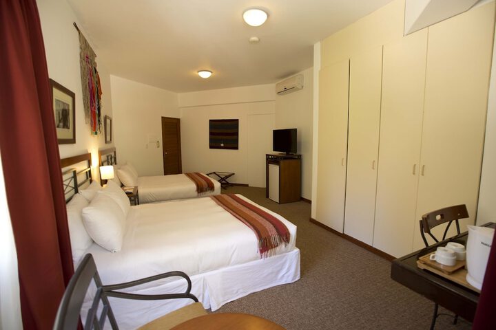 Room 12 of 79