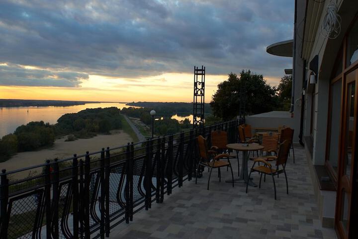 Terrace/Patio 18 of 65