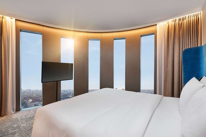 Room 20 of 39
