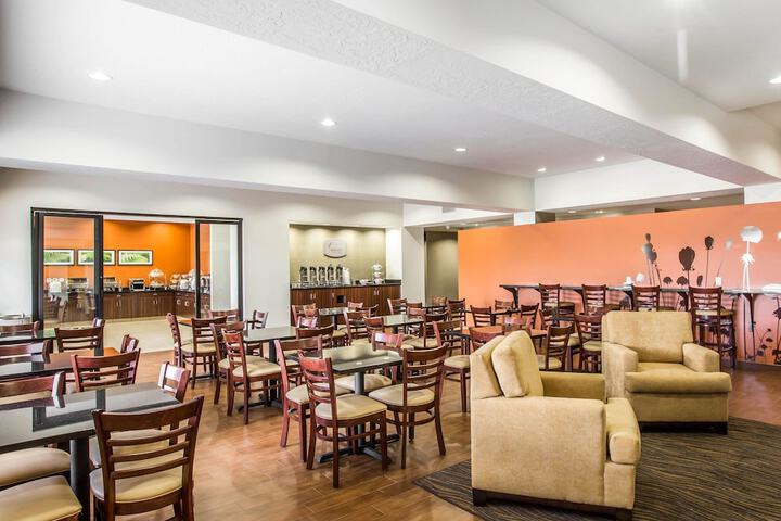 Hotel Interior 4 of 61