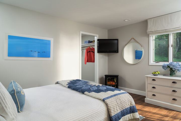 Room 25 of 59