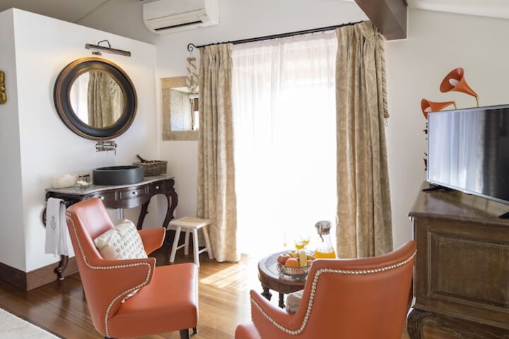 Room 15 of 69