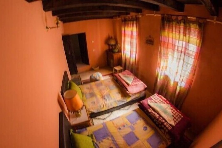 Room 10 of 40