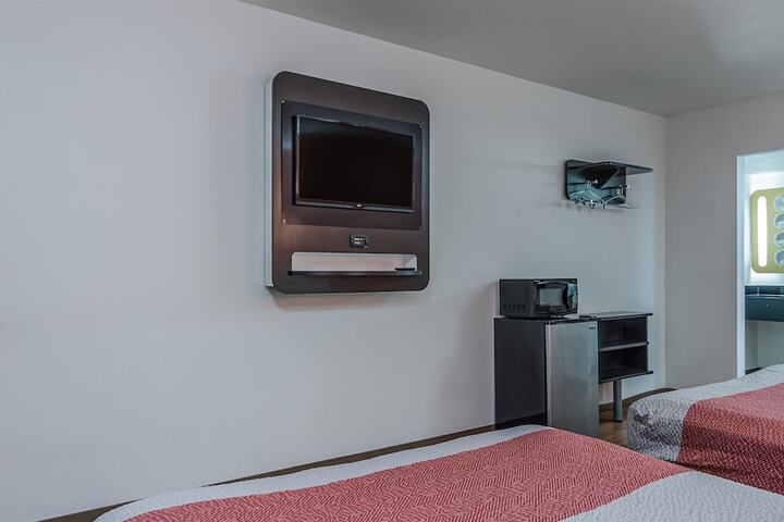 2 Double Beds (1 of 9)