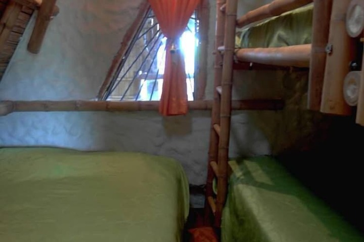 Room 7 of 14