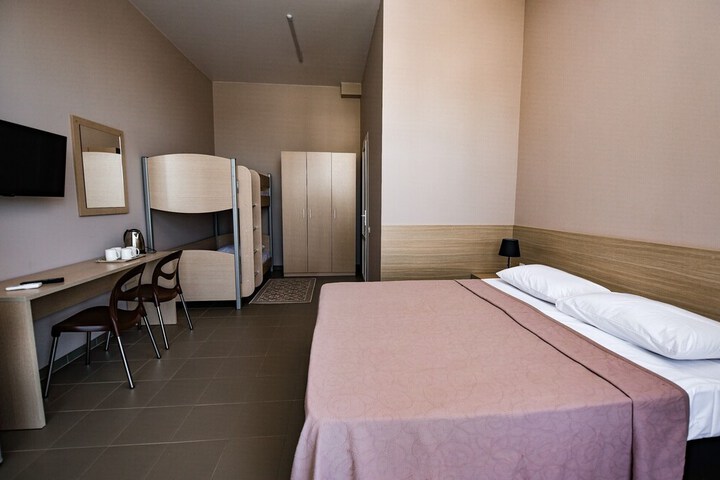 Room 26 of 151