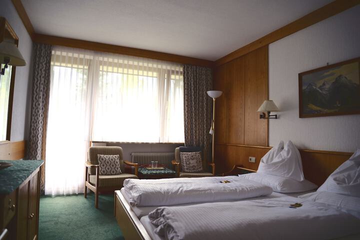 Room 17 of 61
