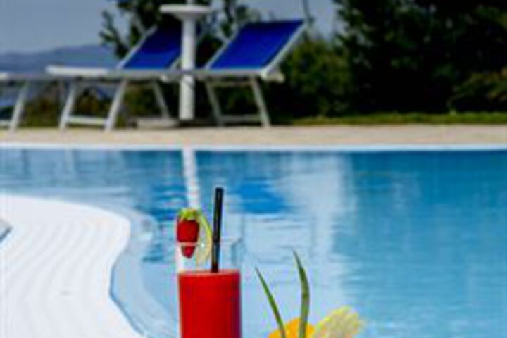 Hotel Pool