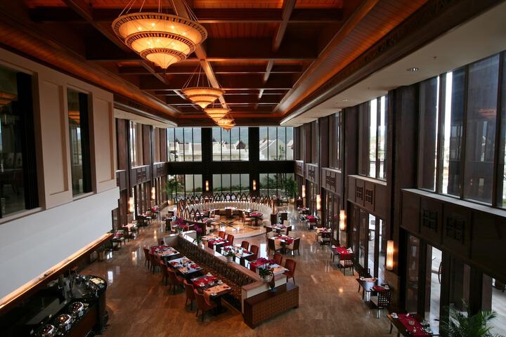 Dining 102 of 152