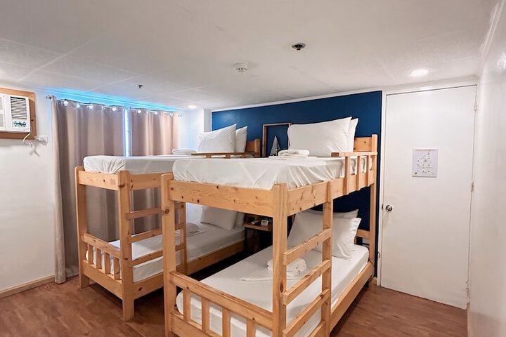Room 8 of 13