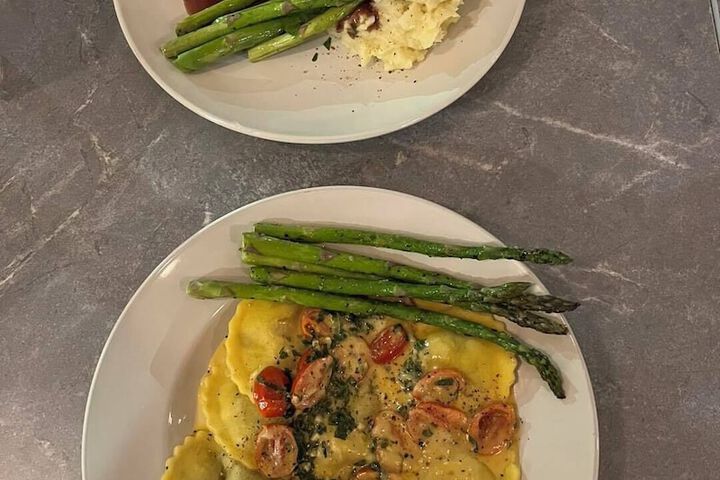 Dining 64 of 76