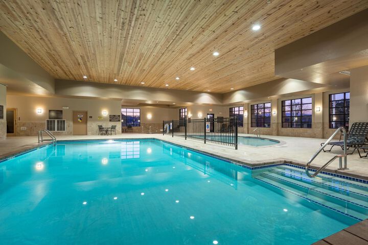 Pools & Facilities