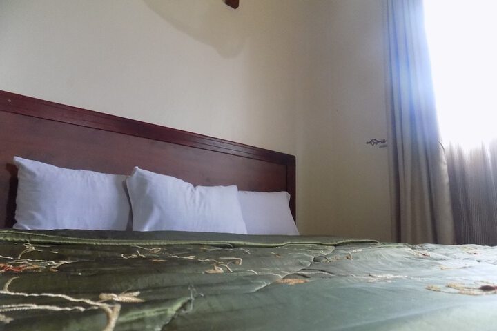 Room 7 of 14