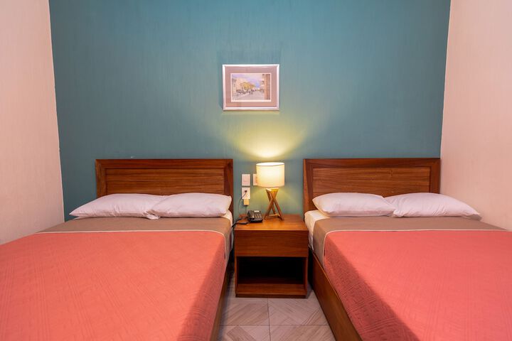 Room 10 of 47