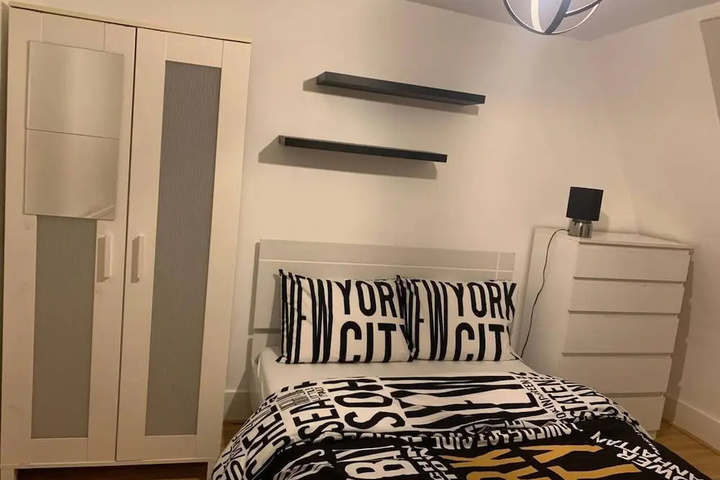 Room 2 of 14