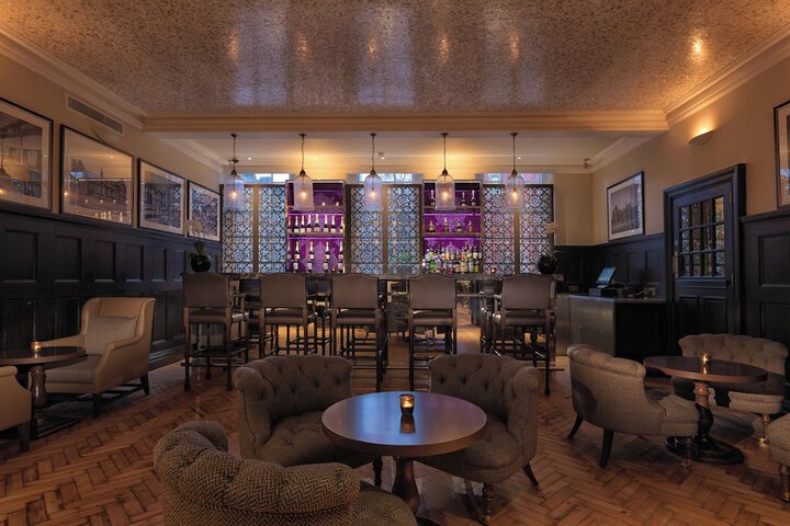 Lounge 95 of 115