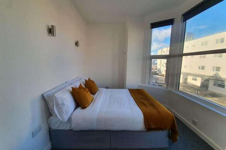 Room 3 of 23