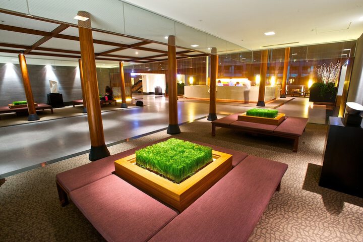 Hotel Lobby