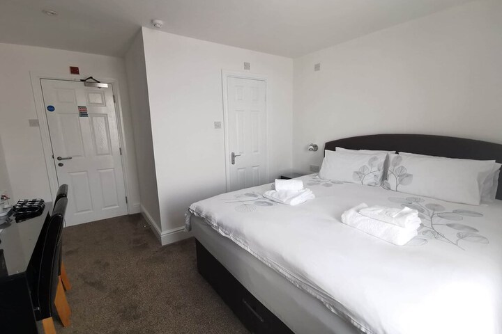 Room 15 of 43
