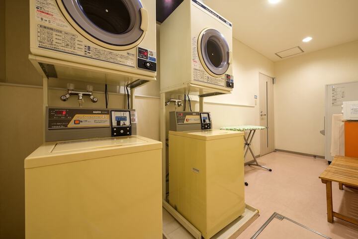 Room 15 of 22