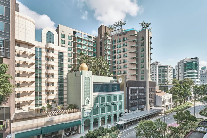 Hotel Entry