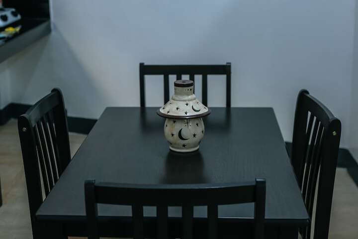 Dining 7 of 9
