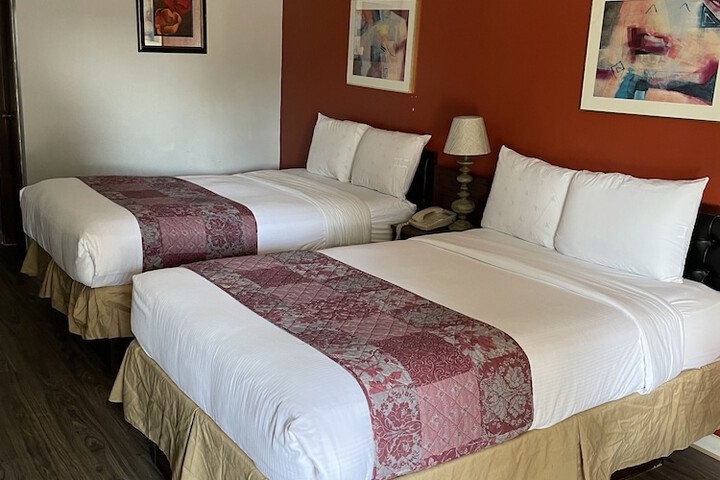 Room 27 of 91