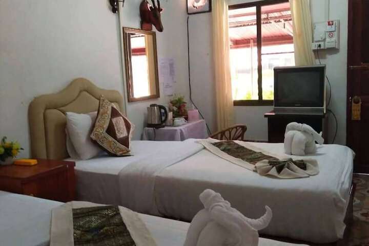 Houayxai Riverside Phonevichith Hotel