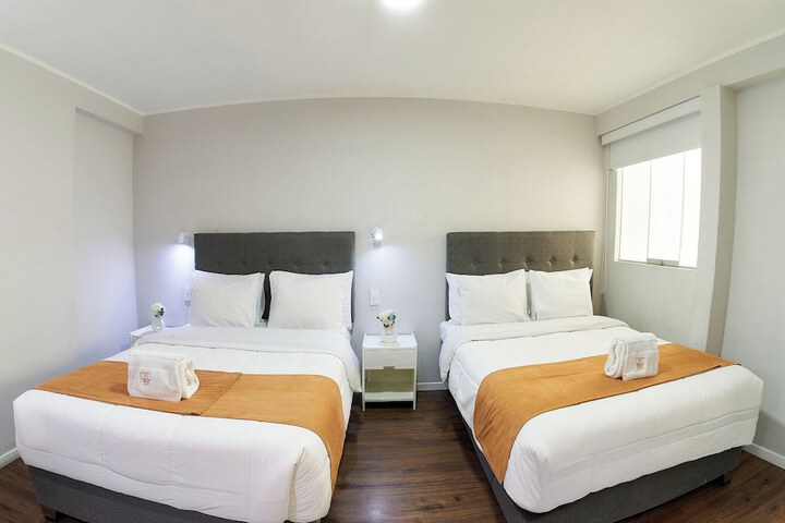 Room 12 of 48
