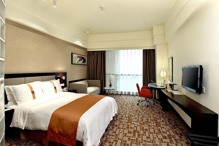 Room 5 of 58