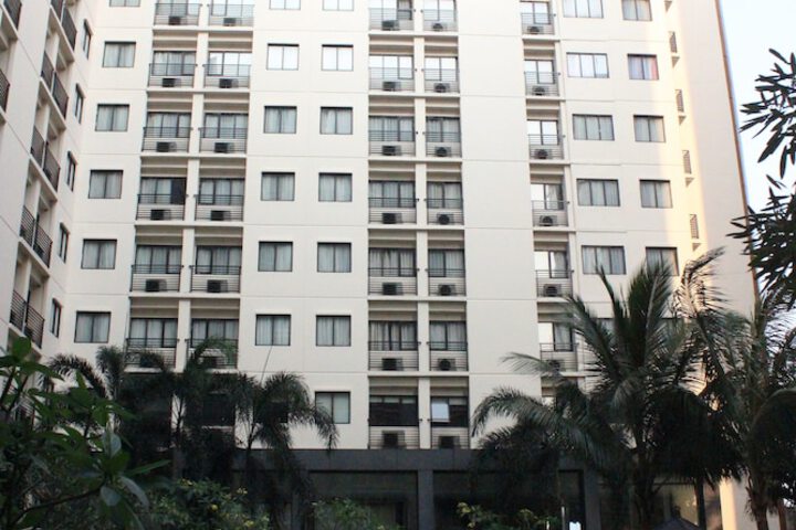 Hotel 37 of 38