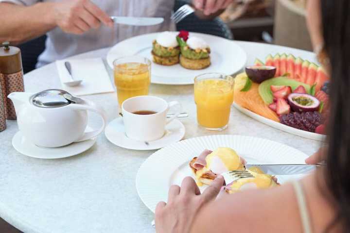 Breakfast/Coffee Service 33 of 40