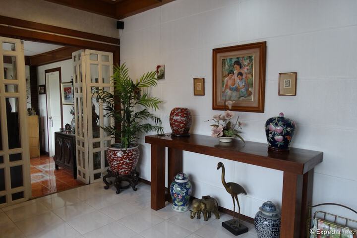 Hotel Interior 3 of 28