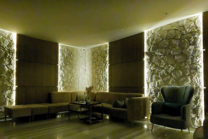 Hotel Interior 15 of 227