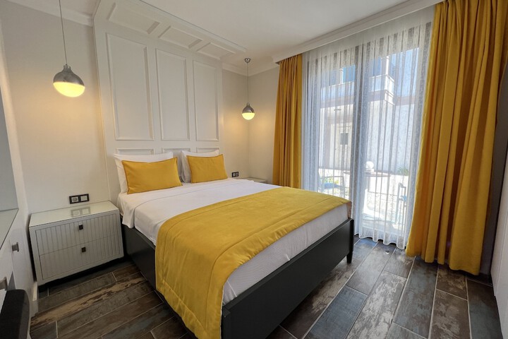 Room 25 of 107