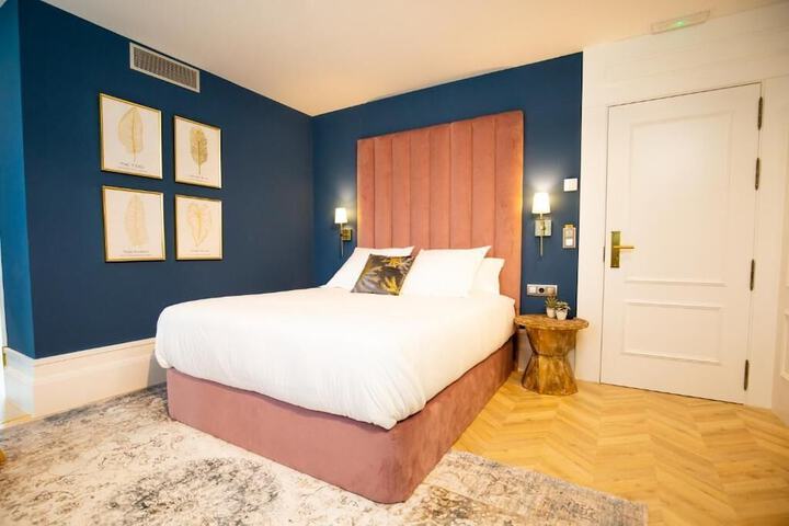 Room 16 of 72