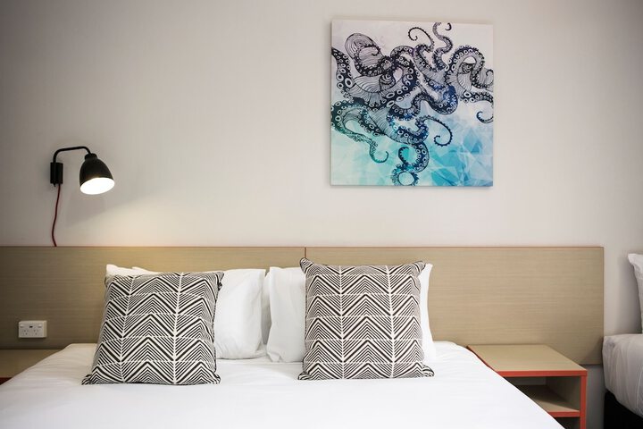 Room 10 of 43