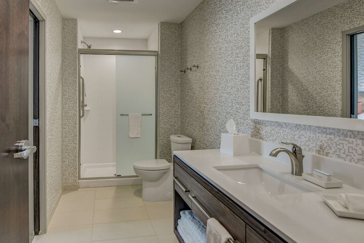 Bathroom shower