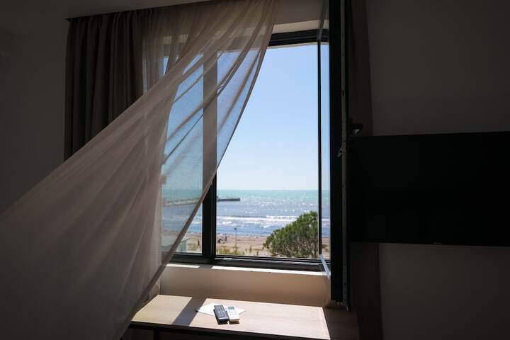 Room 26 of 56