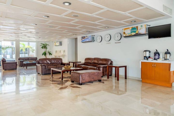 Guest Lobby