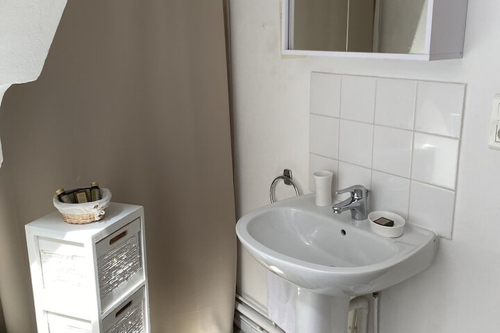 Room 40 of 55