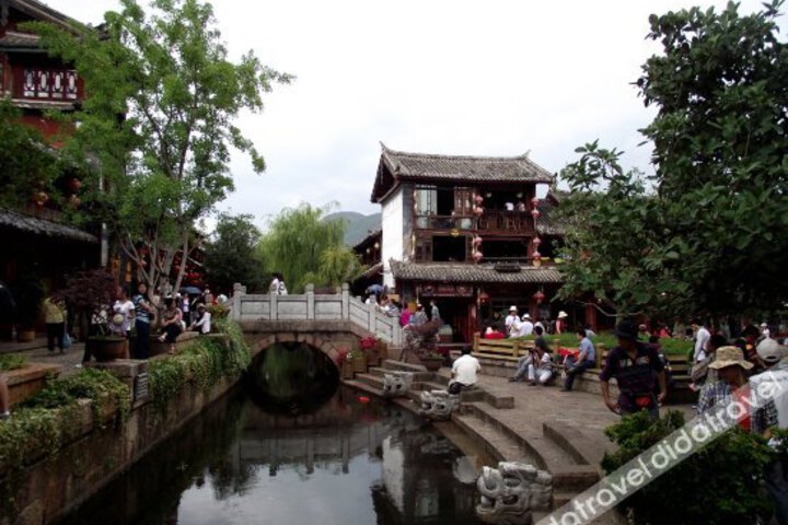 Yanhua Liunian Inn