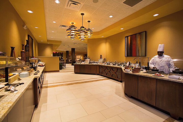 Dining 20 of 38