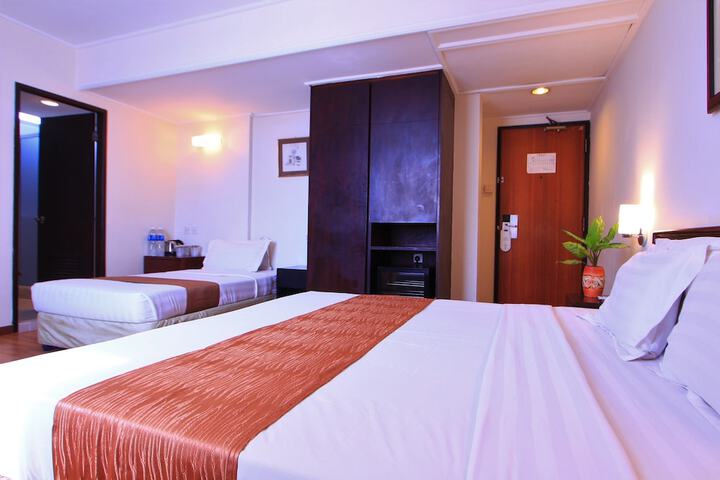 Room 14 of 43
