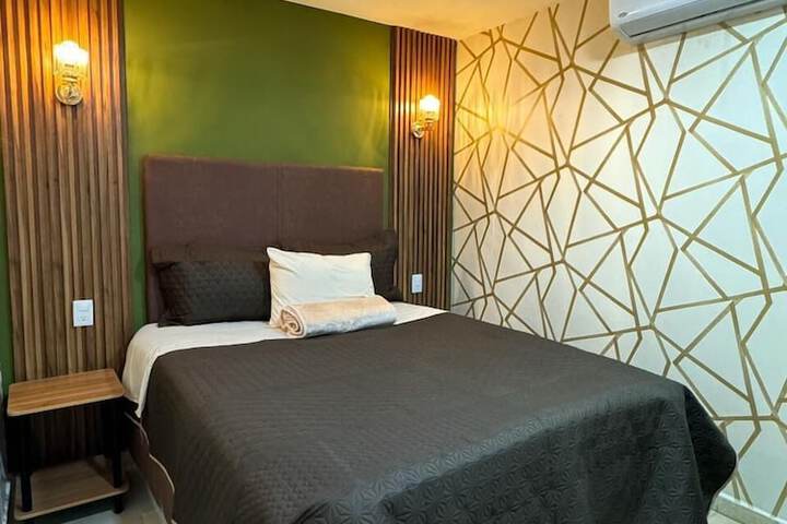 Room 5 of 15