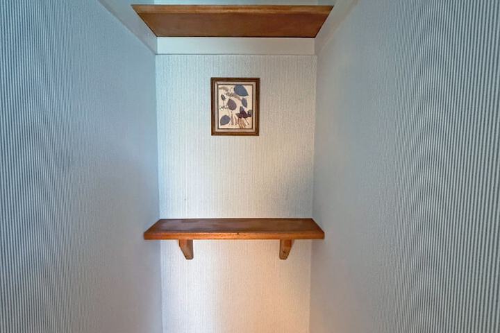 Room 34 of 62