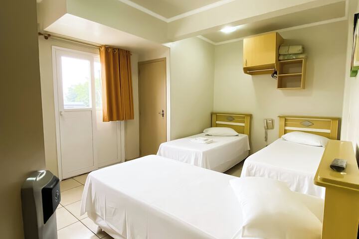 Room 10 of 74