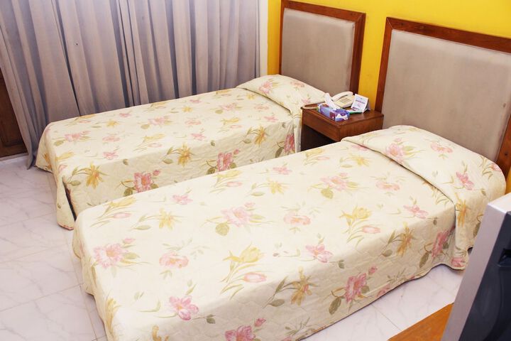 Room 16 of 23
