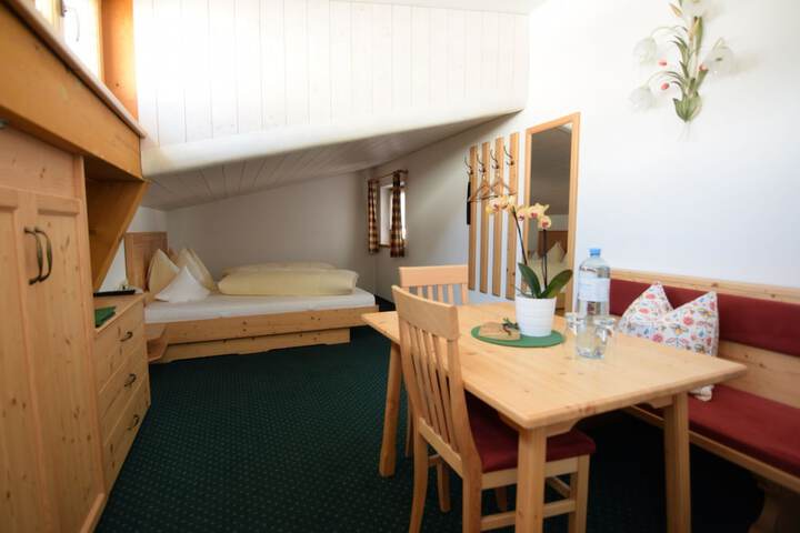 Room 15 of 58
